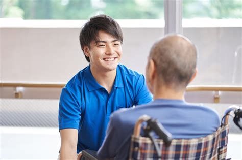 介護職 男 モテる|男性介護士はモテるのか？その魅力を現役の男性介護士が徹底解。